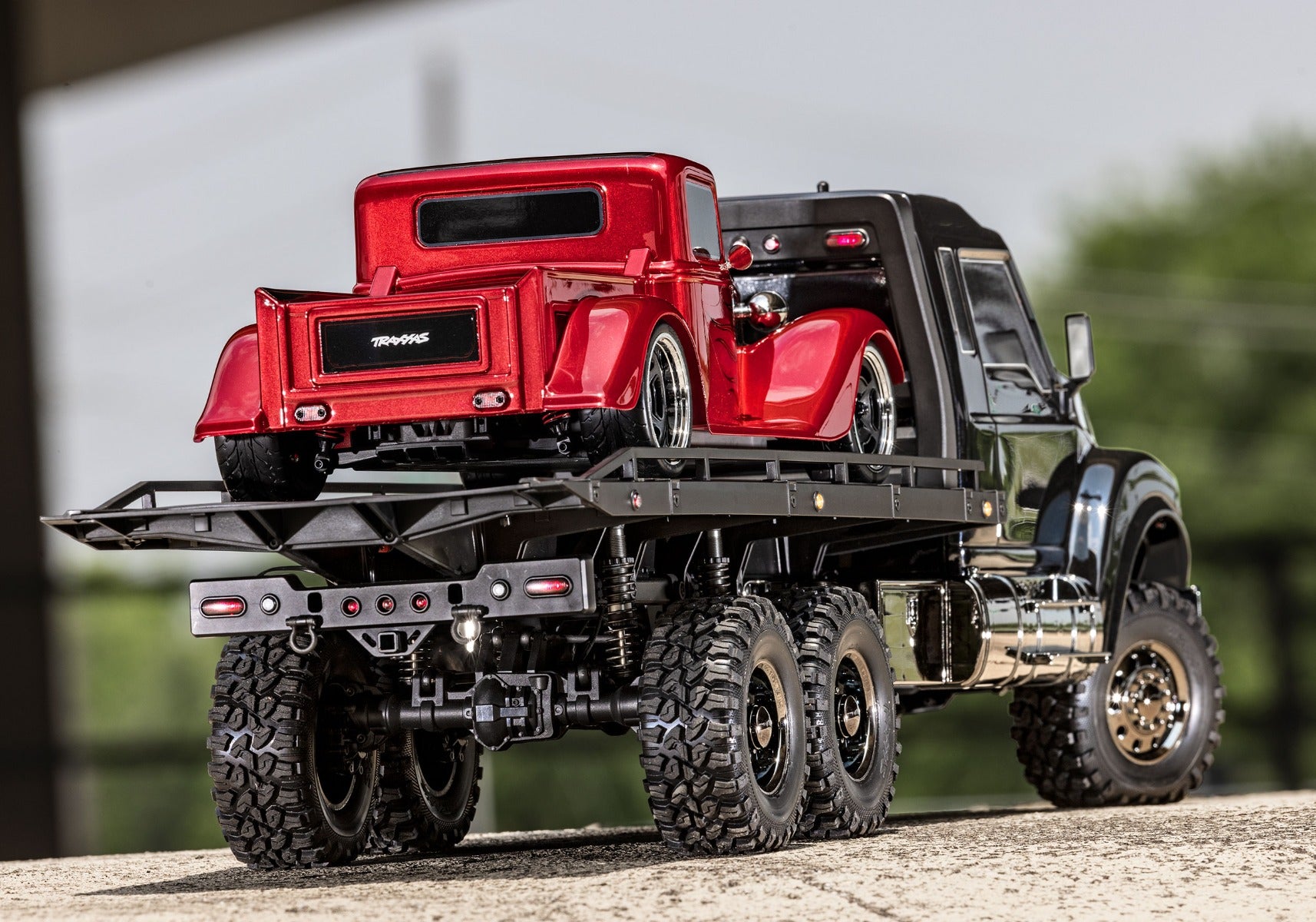 TRX-6 Ultimate RC Hauler w/Winch